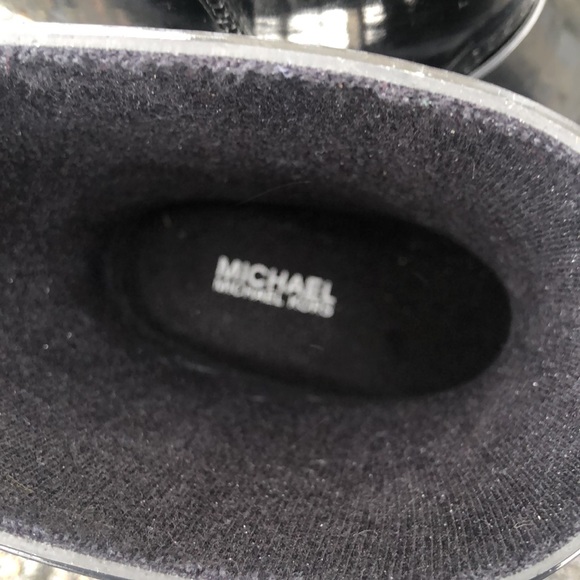 Michael Kors Fulton Harness Rain Boots Size 6 - Picture 11 of 11